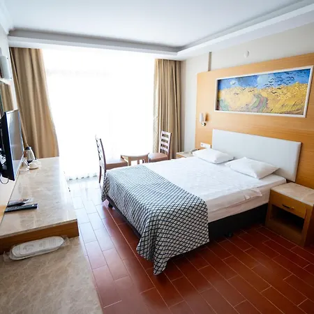 Casa Solada Cunda & Хотел