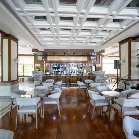 Casa Solada Cunda & 5*